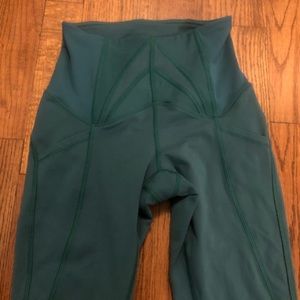 Rare lululemon exquisite leggings size 2